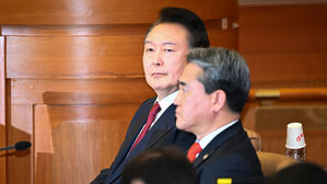 탄핵심판 5차 변론 참석한 윤 대통령(사진=사진공동취재단, 연합뉴스)