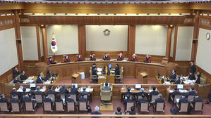 윤 대통령 측 '부정선거론' 증인&middot;사실조회 신청 대부분 기각