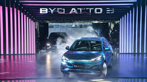 "중, 올해 세계 신차 판매 첫 1위 전망&hellip;'20년 선두' 일, 2위로"