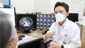 '비타민D 주사' 암 환자에 자칫하면 독&hellip;"종류&middot;성별 따라 주의"