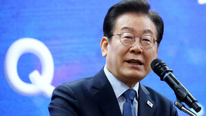 목소리 내며 뭉치는 민주 비명계&hellip;이재명은 통합 행보