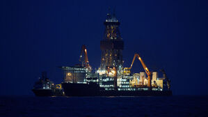 '대왕고래' 실망감에 관련 주 동반 급락&hellip;가스공사 14%↓