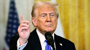 트럼프 "10일 모든 철강&middot;알루미늄에 25% 추가 관세 부과 발표"