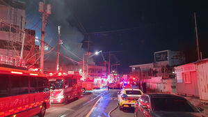 대구 달서구 장기동 창고 건물서 화재…소방 당국 진화 중