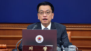 최 대행 "초등생 사망사건에 깊은 애도&hellip;철저히 조사해야"