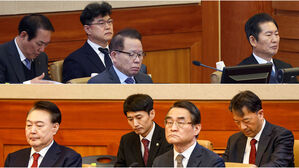 헌재, 탄핵심판에 '검찰 조서' 증거 채택 재확인&hellip;윤 측 반발