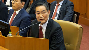 내란 특검, 신원식 전 안보실장 소환&hellip;계엄 전후 상황 조사