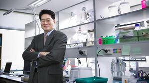 '성장성 특례상장 1호' 셀리버리 대표, 자본시장법 위반 재판행