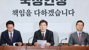 권성동 "이재명 조기 대선용 거짓말&hellip;'반도체 경쟁력' 강화 요청 묵살"