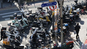 권익위 "오토바이 불법 주정차도 과태료 부과해야" 의견 표명