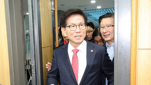 김문수 "헌재, 윤 탄핵 공정한 결론 내야&hellip;박근혜 파면은 올바랐나"