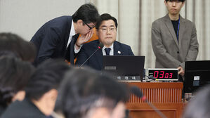 운영위서 "내란 잔당 대피소 된 인권위" 질타&hellip;인권위 개정안 상정