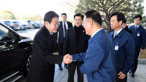 이재명 "기업 성장은 경제 성장 전부&hellip;'국내 생산' 세액공제 확대 필요"