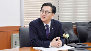 김범석 기획재정부 차관이 21일 서울 종로구 정부서울청사에서 열린 '제4차 국제금융기구 현안점검회의'를 주재하고 있다. (사진=기획재정부 제공, 연합뉴스)