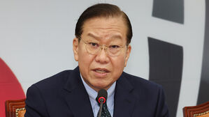 권영세 "이재명, 보수 코스프레&hellip;민노총 만나선 반기업"