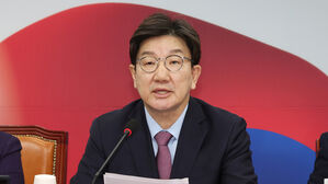 발언하는 권성동 원내대표(사진=연합뉴스)