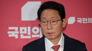 연금 개혁안 등 현안 관련 브리핑 하는 김상훈 정책위의장(사진=연합뉴스)