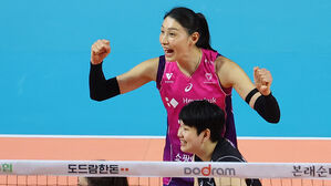 환호하는 김연경(사진=연합뉴스)