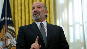 러트닉 미 상무, 5천억 원어치 보유 주식 매도&hellip;이해충돌 방지