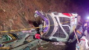 태국 중부서 2층 관광버스 전복&hellip;18명 사망&middot;32명 부상