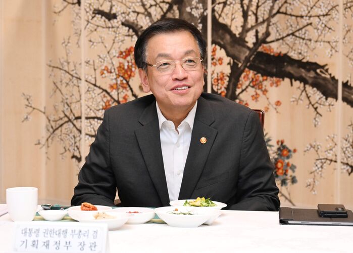 0227 이브닝 브리핑