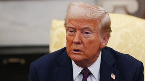 트럼프, 중국에 '10%+10% 관세' 서명&hellip;멕시코&middot;캐나다에 25% 부과도 강행