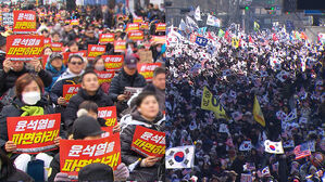 3&middot;1절 윤 탄핵 찬반 총집결&hellip;경찰&middot;서울시, 안전&middot;교통 총력대비