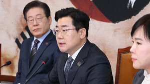 발언하는 박찬대 원내대표(사진=연합뉴스)