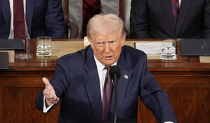 트럼프 "한국, 군사 도움받고도 미국에 4배 높은 관세&hellip;매우 불공정"