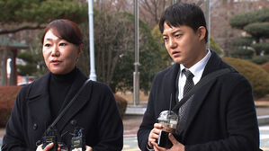 강혜경 측 "윤 대통령 부부 조사 안 하는 검찰, 용기 없는 것"
