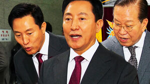 [영상] "시장님, 방금 속보 나왔는데" "아, 구속 취소됐어요?"&hellip;윤석열 대통령 '구속 취소' 소식 듣자