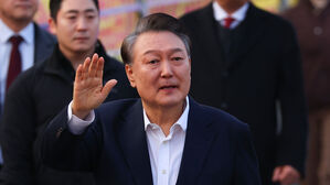 윤 대통령 체포 52일 만에 석방&hellip;검찰 "법원 결정 존중"