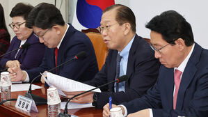 윤 대통령, 어제 국민의힘 지도부 면담&hellip;"당 잘 운영해줘서 감사"