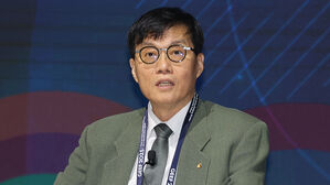 한은 총재 "현재 출산율로는 2050년 이후 한국 경제 역성장"