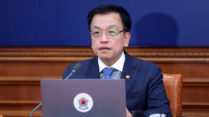 민주, 한덕수 탄핵 선고 앞두고 최상목 권한대행 탄핵소추안 발의