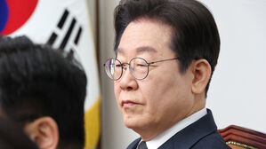 더불어민주당 이재명 대표가 12일 서울 여의도 국회에서 열린 최고위원회의에 참석, 생각에 잠겨 있다.(사진=연합뉴스)