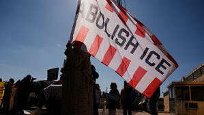 "트럼프 정부, 불법 이민 단속에 국세청 개인정보 활용 추진"