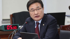 여당, '부정선거 항거' 3&middot;15 의거 기념..."국민의 힘으로 정치변화"