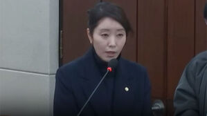 [바로이뉴스] "이제 와서 바꾸자고?" '의료인력 추계위' 경과 쭉 설명하다 '발끈'