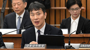 이복현 "상법개정안 거부권, 위험한 도로로 돌아가는 것"