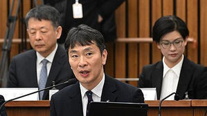이복현, '상법개정안 거부권' 반대&hellip;"위험한 도로로 돌아가는것"