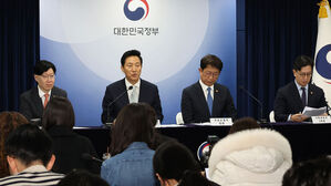 강남&middot;서초&middot;송파&middot;용산 아파트 토지거래허가구역 지정&hellip;해제 발표 35일만