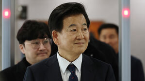"나라 위기 극복에 역할 해달라"&hellip;정동영 재판서 판사의 당부