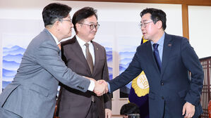18년 만의 연금개혁&hellip;여야, 보험료율 13%&middot;소득대체율 43% 합의