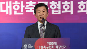 4연임 소감 밝히는 정몽규 회장(사진=연합뉴스)