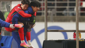 이강인, 3분 만에 '황금 왼발' 증명했지만&hellip;불의의 발목 부상