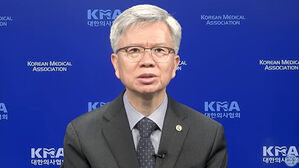 의대생 복귀 도래…의협 회장 "사직 전공의·학생 선택 존중"