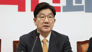 권성동 "이재명, 전과4범 '죄대표'&hellip;신속&middot;엄정 판결해야"