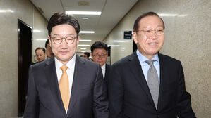 국민의힘, 한 총리 탄핵 기각에 대야 총공세&hellip;'윤 기각' 기대감도 확산