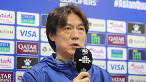 '부상 속출' 홍명보 감독 "프레시한 선수들 활용 생각 중"